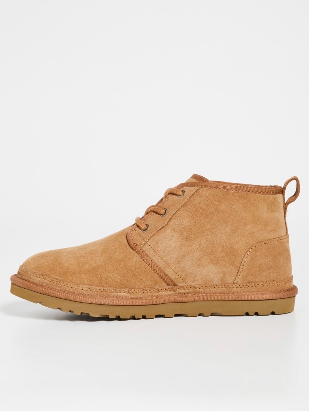 UGG Men's Chukka Boots in Chestnut Suede